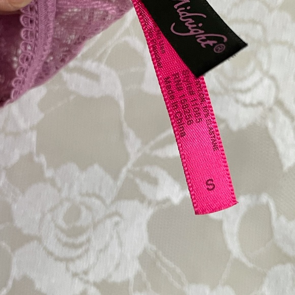 Lace-up Cheeky Lingerie - Picture 4 of 5